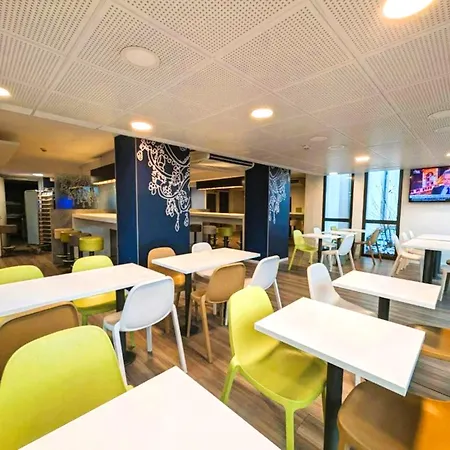 Ibis Budget Ferrand - Le Brezet - Aeroport מלון 2*