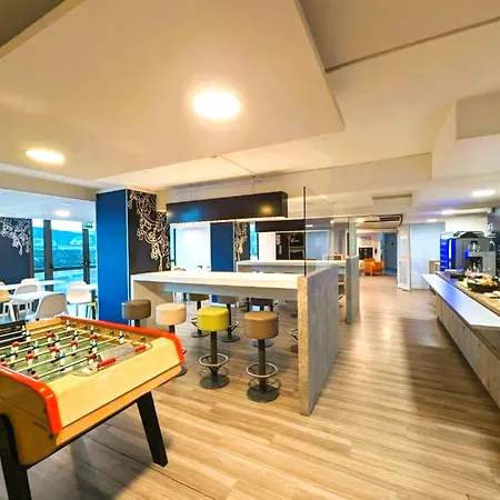 Ibis Budget Ferrand - Le Brezet - Aeroport קלרמונט-פרנד