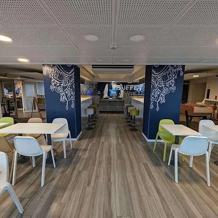 Hotel Ibis Budget Ferrand Le Brezet Aeroport Clermont-Ferrand