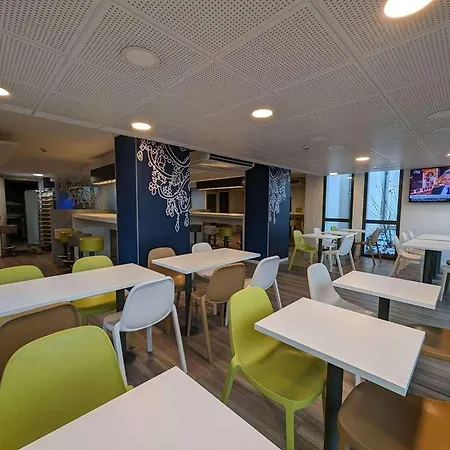 Ibis Budget Ferrand Le Brezet Aeroport Hotel 2*