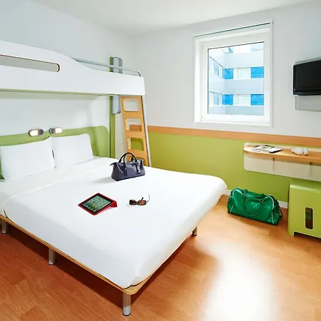 Ibis Budget Ferrand - Le Brezet - Aeroport 2* Clermont-Ferrand