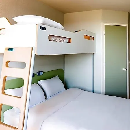 Ibis Budget Ferrand - Le Brezet - Aeroport 2* קלרמונט-פרנד