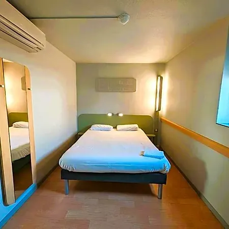 Ibis Budget Ferrand - Le Brezet - Aeroport فندق كليرمونت-فيراند