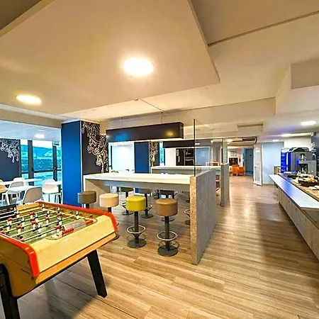 Ibis Budget Ferrand - Le Brezet - Aeroport فندق 2*