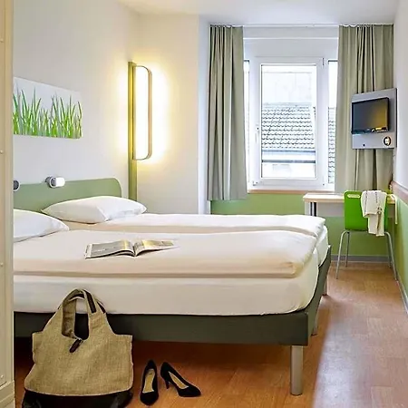 Ibis Budget Ferrand - Le Brezet - Aeroport 2*