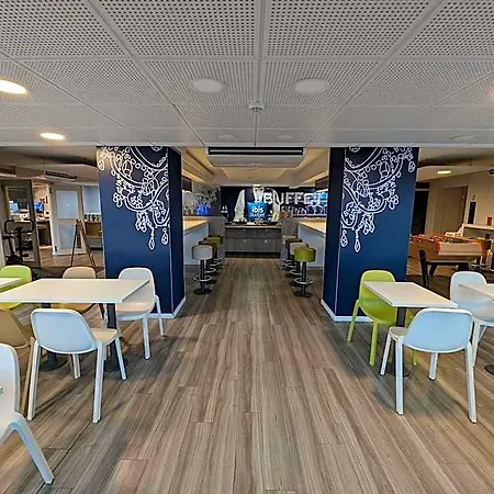Ibis Budget Ferrand - Le Brezet - Aeroport 2* 克莱蒙费朗