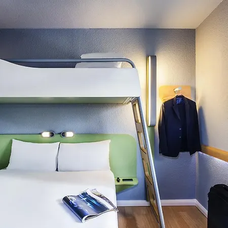 فندق Ibis Budget Ferrand - Le Brezet - Aeroport كليرمونت-فيراند