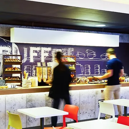 Hotel Ibis Budget Ferrand - Le Brezet - Aeroport 2*