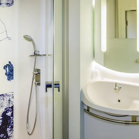 Hotel Ibis Budget Ferrand - Le Brezet - Aeroport