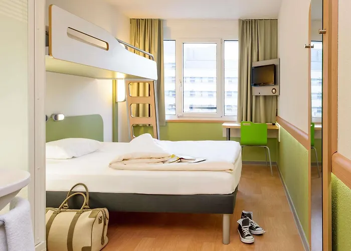 Ibis Budget Ferrand - Le Brezet - Aeroport Hotel