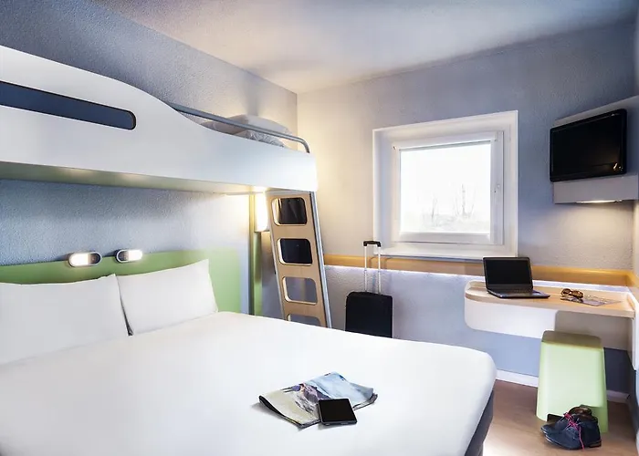 Hotel Ibis Budget Ferrand - Le Brezet - Aeroport